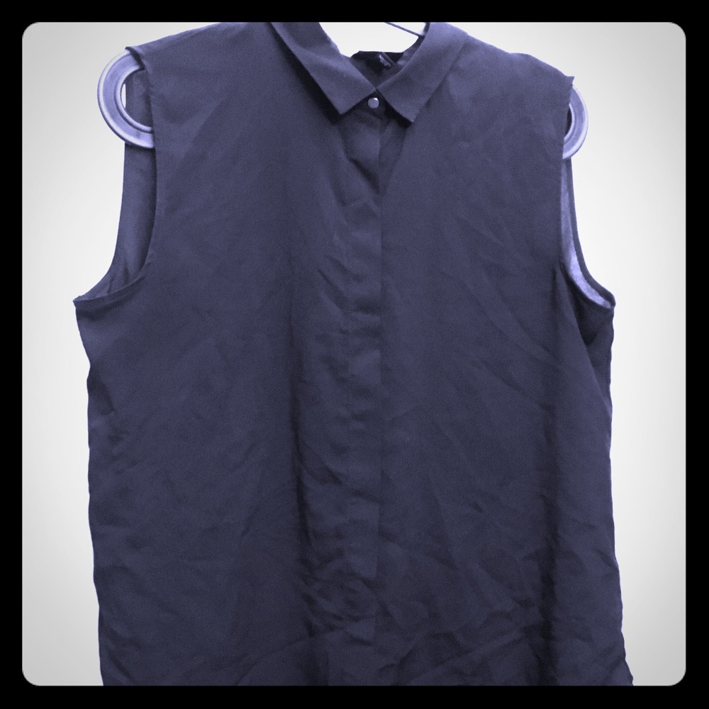 M Black Flow-y, Sleek Mossimo Buttondown